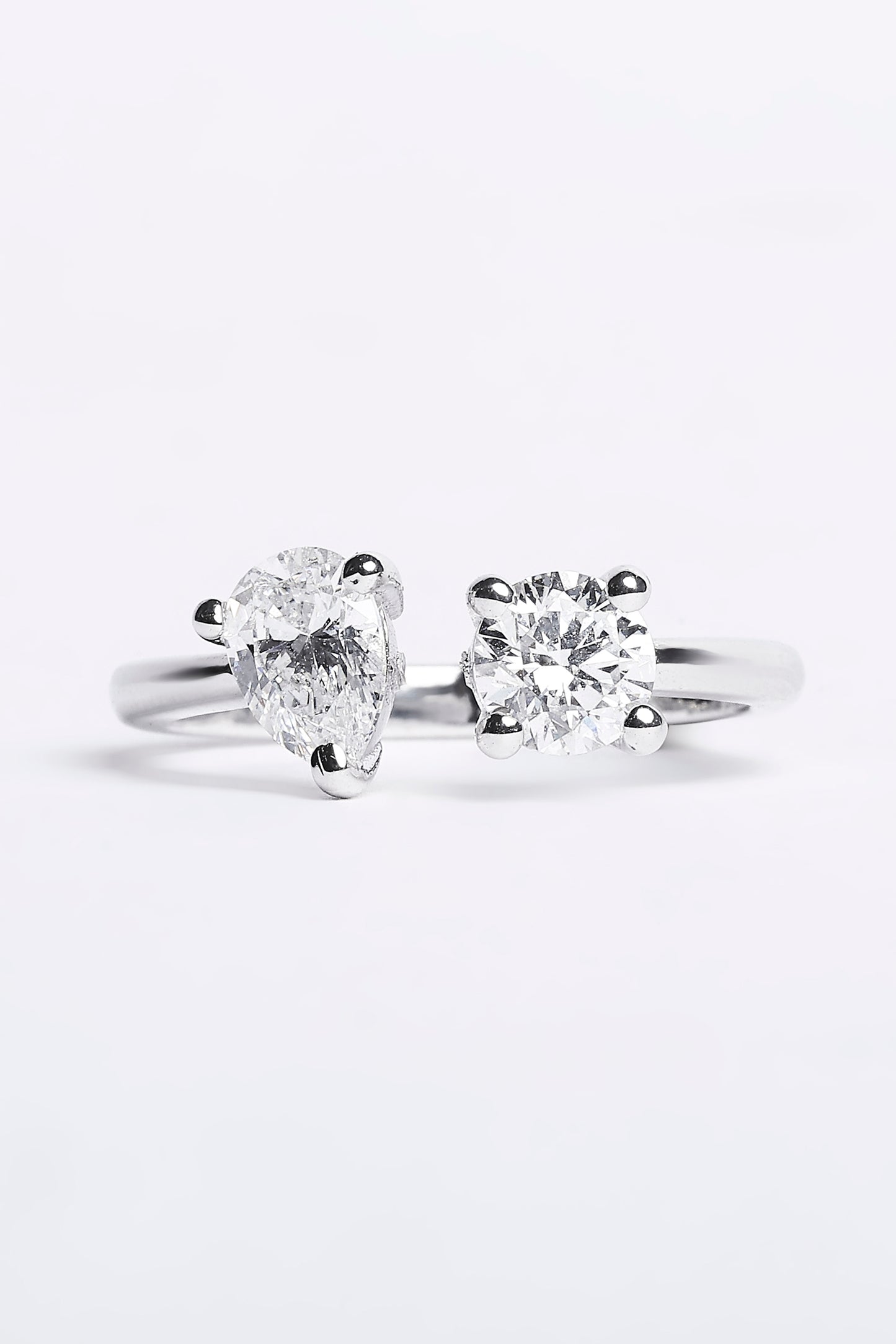 Radiant Eternal Kiss