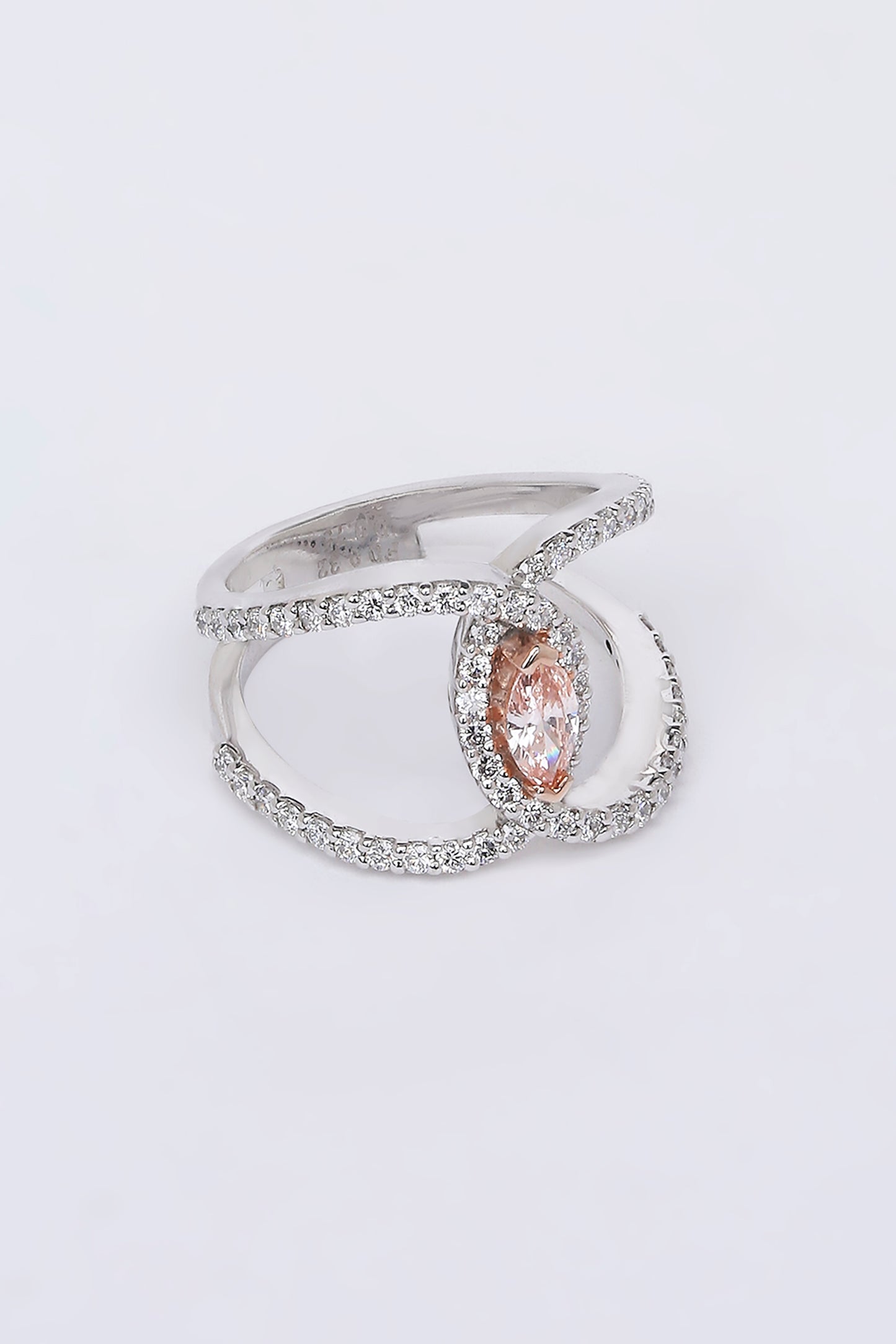 Radiant Silver Lumino