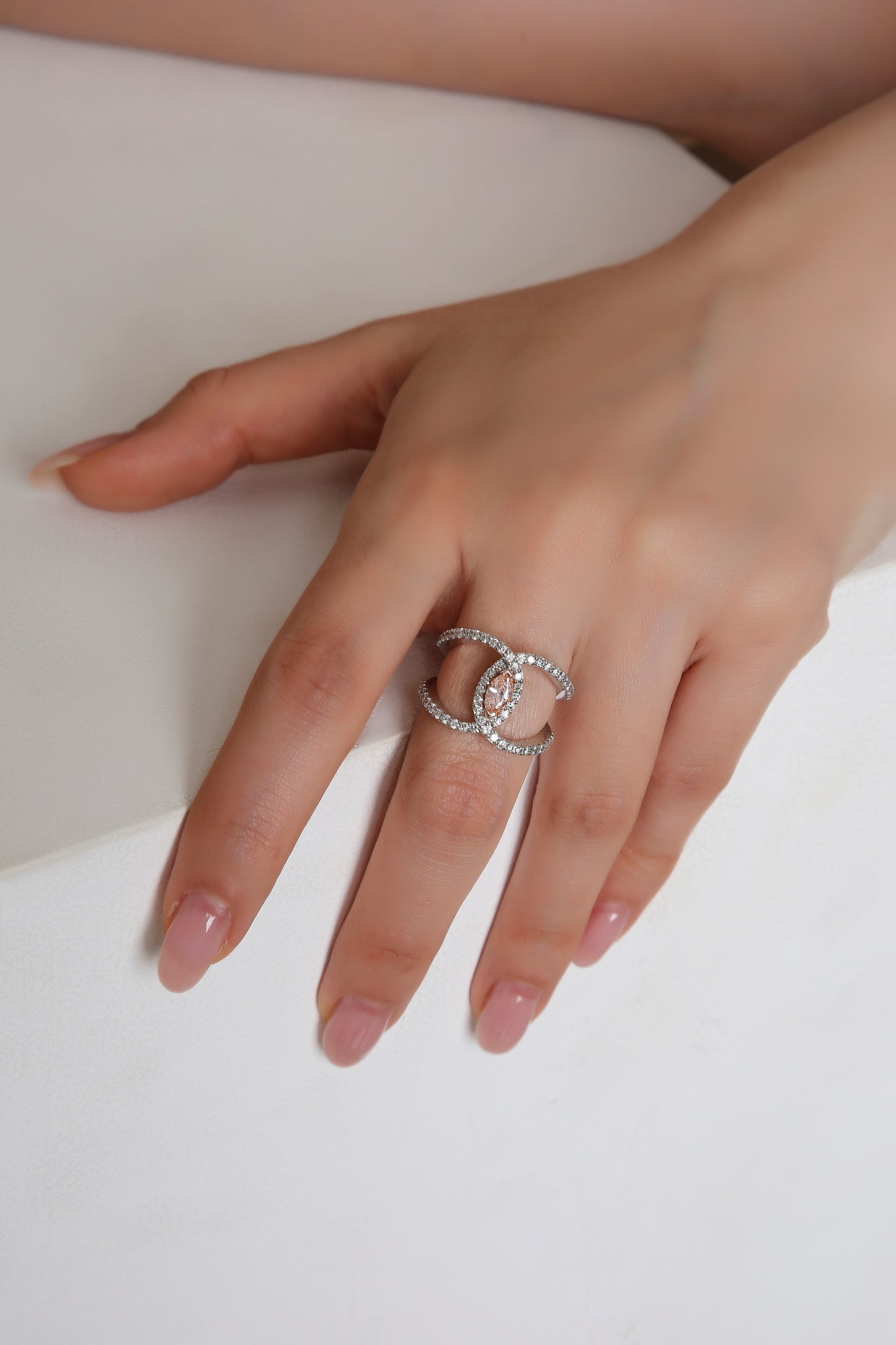 Radiant Silver Lumino